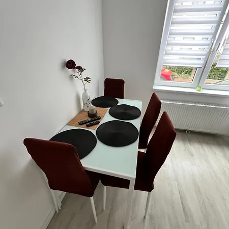 Апартаменты Katzensprung Zum Holstentor! *